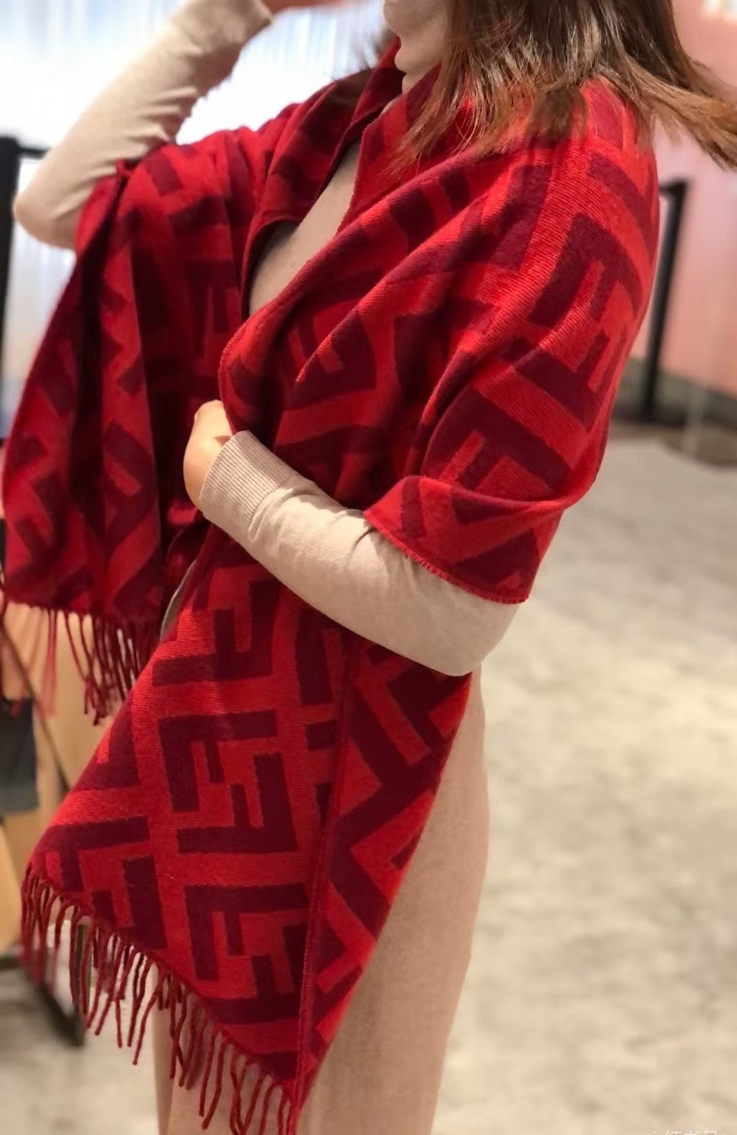 Elegant Camellia Pearl Cashmere Scarf-04 mysite