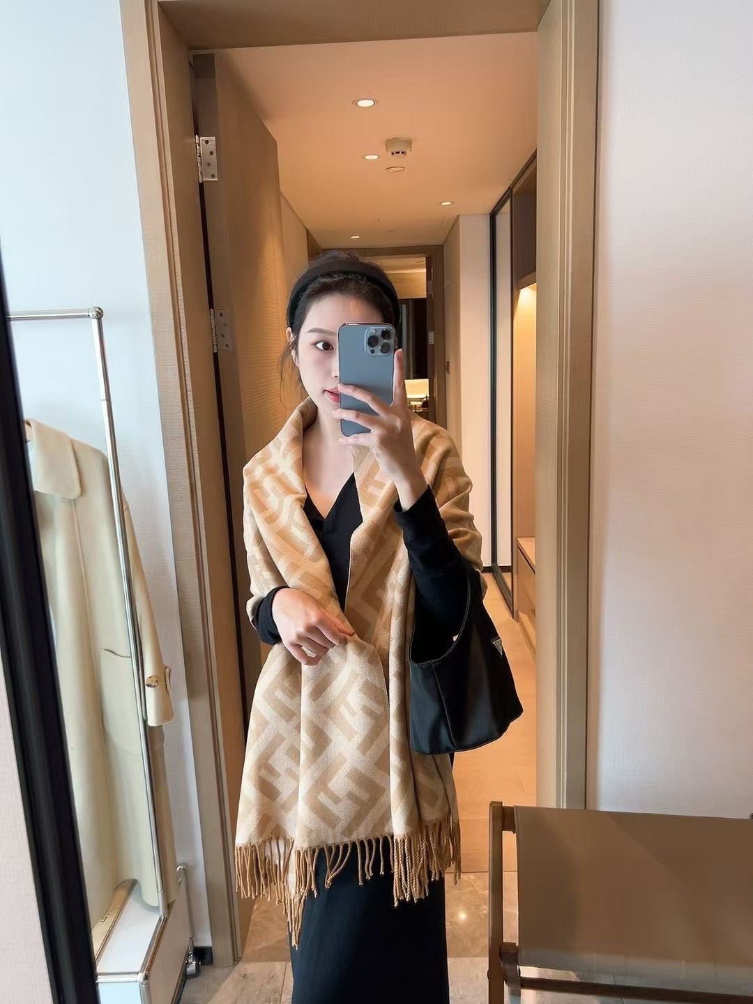 Elegant Camellia Pearl Cashmere Scarf-04 mysite