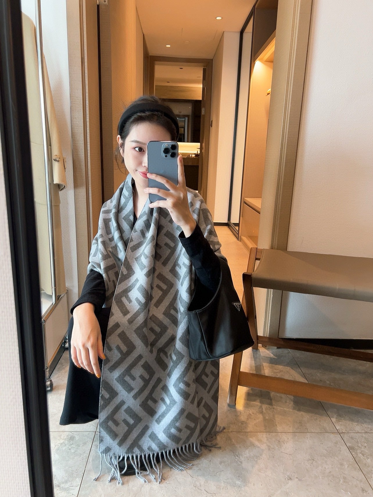 Elegant Camellia Pearl Cashmere Scarf-04 mysite