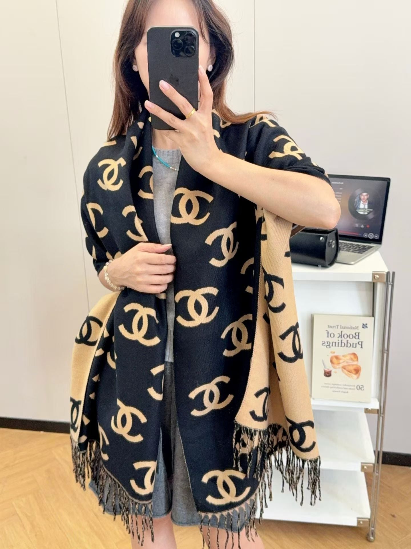 Elegant Rhombus Square Silk Scarf-08 mysite