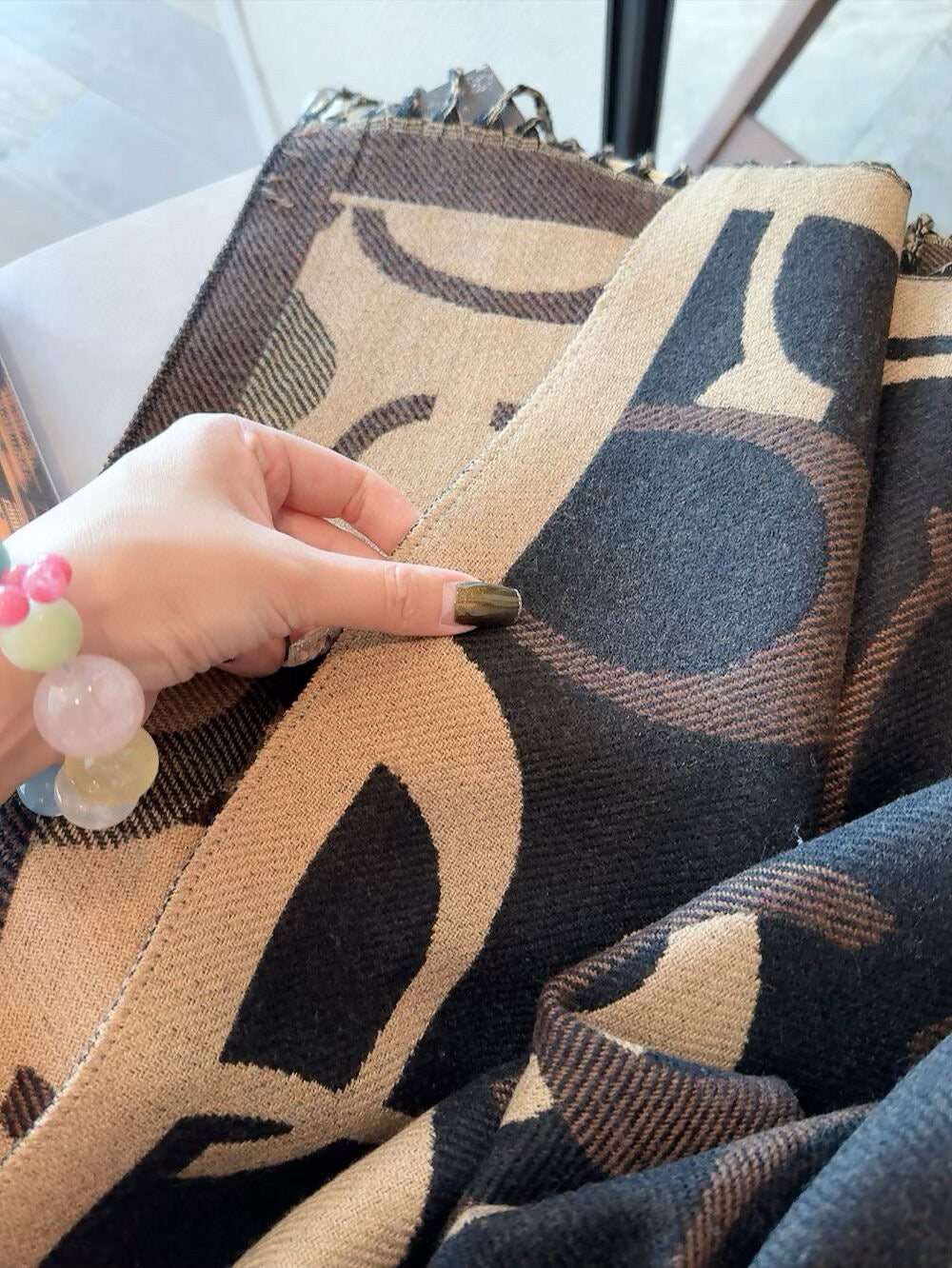 Simple Monogram Cashmere Fringed Scarf-10 mysite