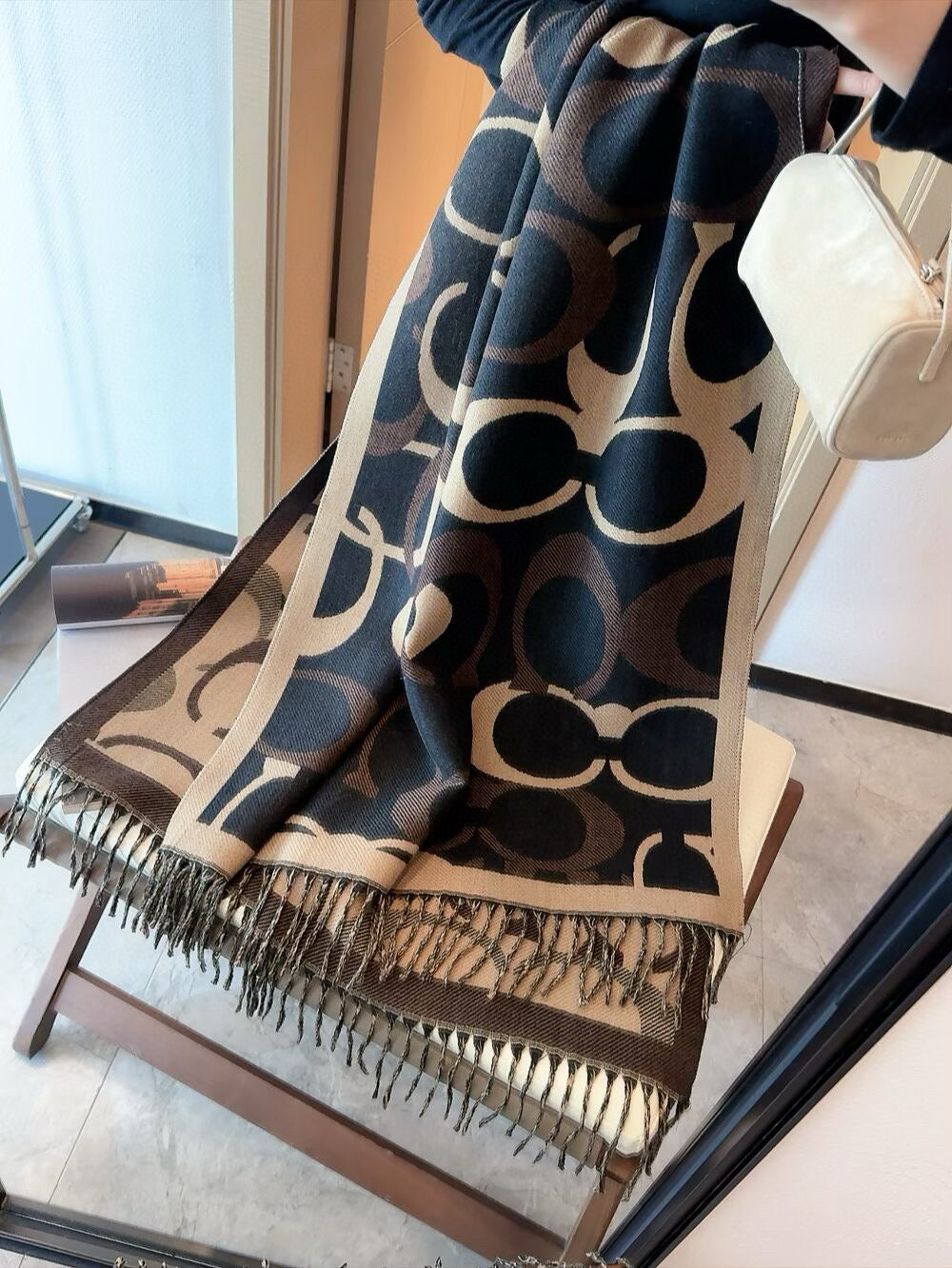 Simple Monogram Cashmere Fringed Scarf-10 mysite