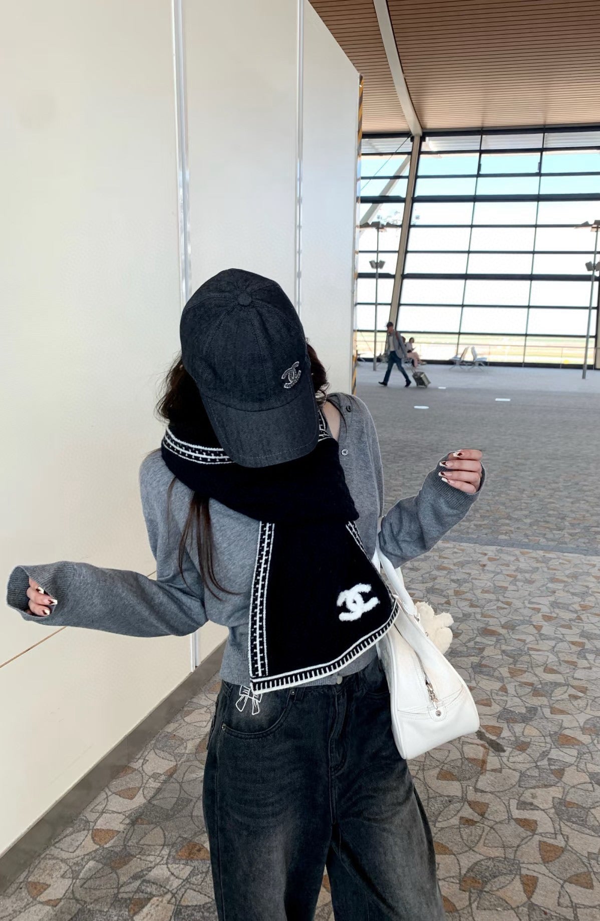 Simple Solid Monogram Fringed Wool Scarf-15 mysite