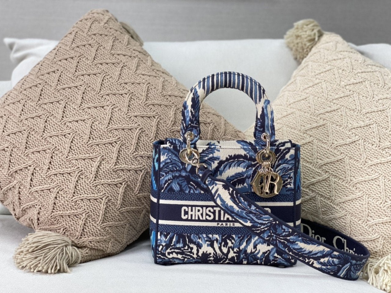 MEDIUM LADY D-LITE BLUE PALMS EMBROIDERY mysite