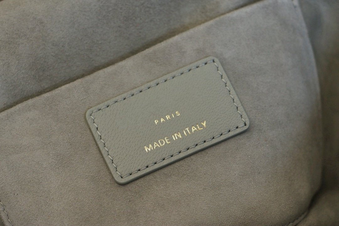 SMALL TRAVEL VANITY CASE CLOUD BLUE LAMBSKIN mysite